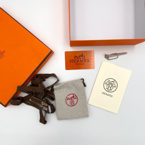 Authentic Hermes Gift Box with Ribbon, Cards, Dustbag—7.5 square x 2.25" - Picture 10 of 10